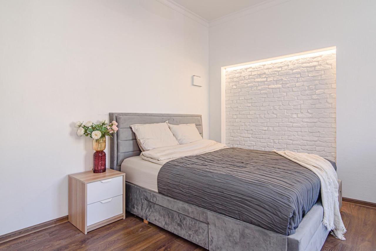 Apartamento Welcoming Studio In Historic Vilnius With Free Parking By Urban Rent Exterior foto